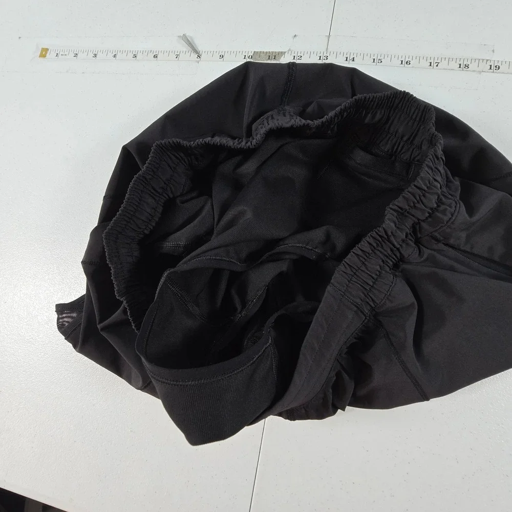 Lululemon Hotty Hot Short II Black Mesh Running Shorts Womens 10 LW7ARKR